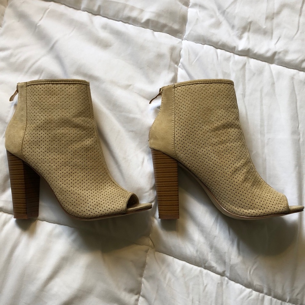 Open toe booties - Picture 4 of 5